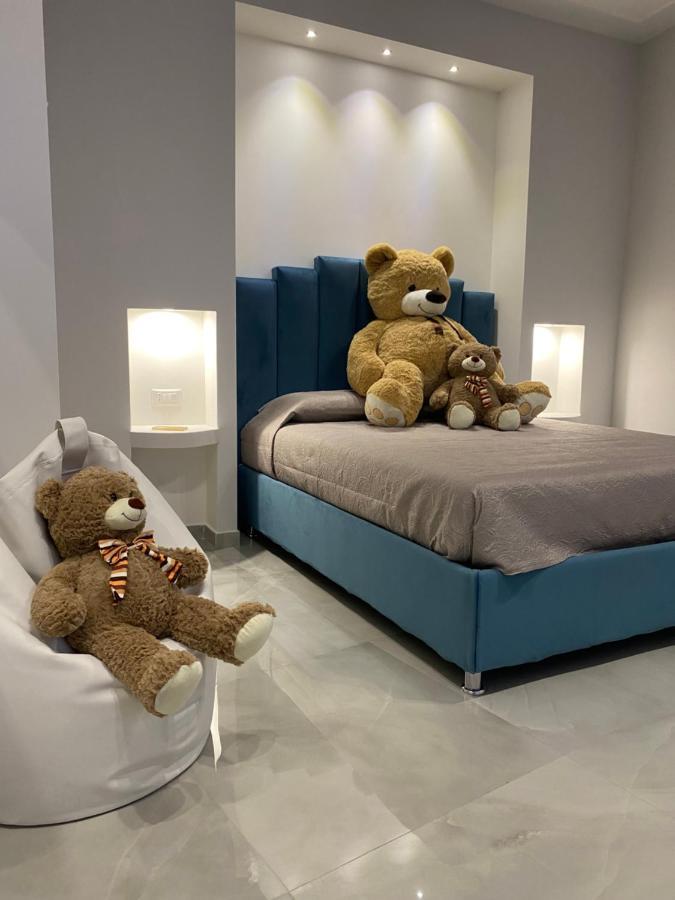 Michy Apartment Наполи Екстериор снимка