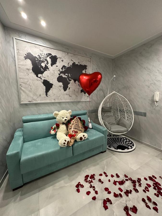 Michy Apartment Наполи Екстериор снимка